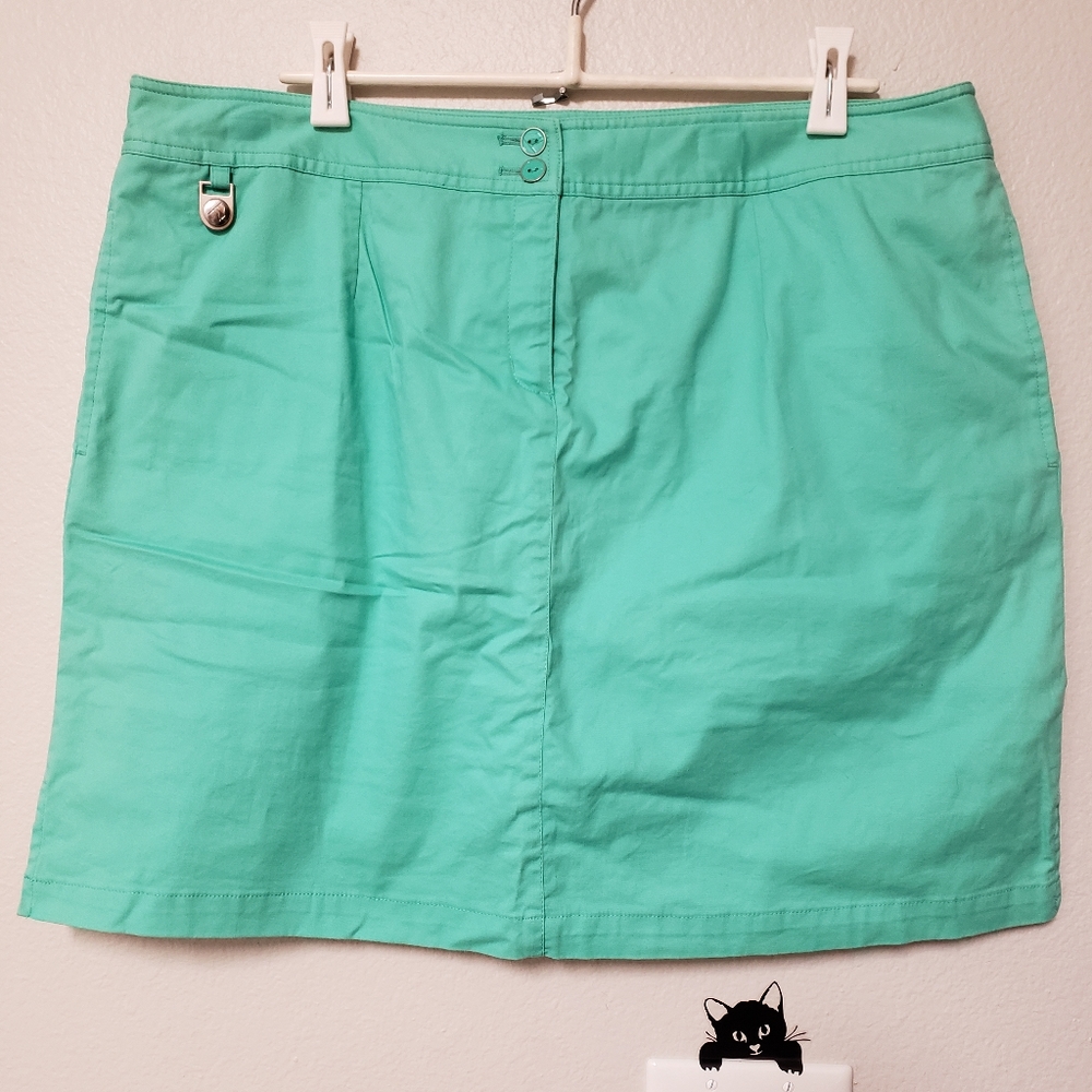 GOLF AMERICA Summer Skort • Size 18 • Snap-on Ball Marker •